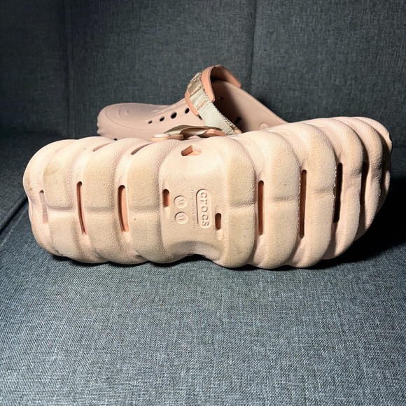 CROCS - Picture 6 of 13